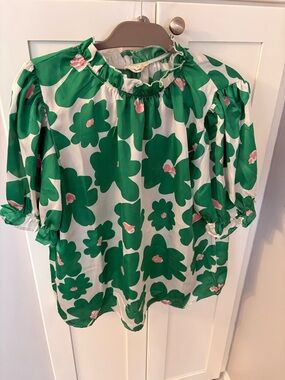 Entro Green Floral Puff-Sleeve Top